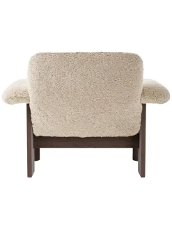 Brasilia Lounge Chair, low back, sheepskin fra Audo Copenhagen