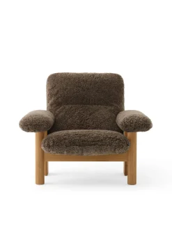 Brasilia Lounge Chair, Natural Oak Sheepskin Nature fra Audo Copenhagen