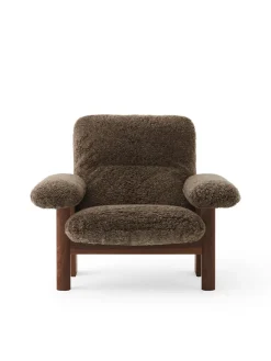 Brasilia Lounge Chair, Natural Oak Sheepskin Nature fra Audo Copenhagen