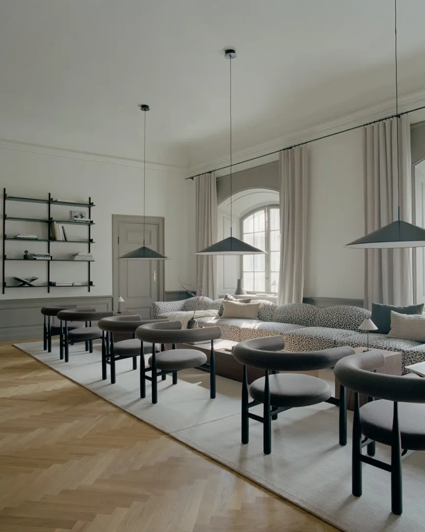 Bukowski Loungestol, sort bøg fra New Works