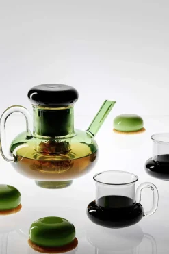 Bump Tea Cups Black fra Tom Dixon