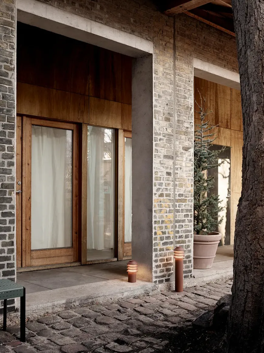 Bysted Garden Aluminium, Lav fra Louis Poulsen