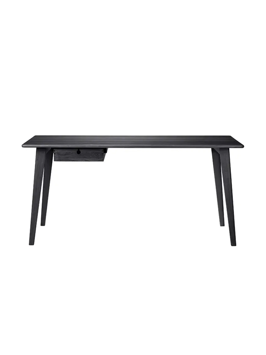 C67 Skrivebord fra FDB Møbler