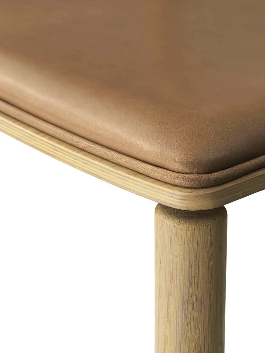 Cabin Stol med lædersæde fra Vipp