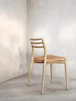 Cabin Stol med lædersæde fra Vipp