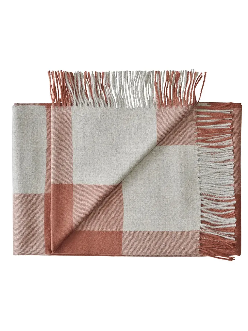 Caracas Plaid, black fra Silkeborg Uldspinderi