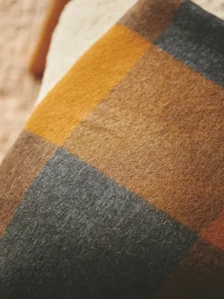 Caracas Plaid, umber fra Silkeborg Uldspinderi