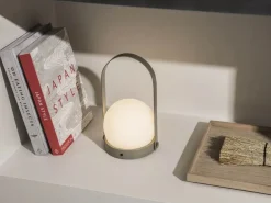 Carrie LED Bordlampe fra Audo Copenhagen