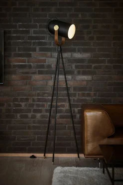 Carronade II Gulvlampe fra Le Klint