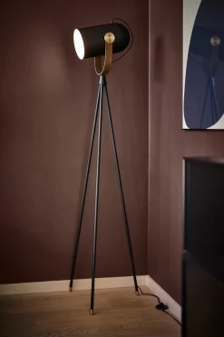 Carronade II Gulvlampe fra Le Klint