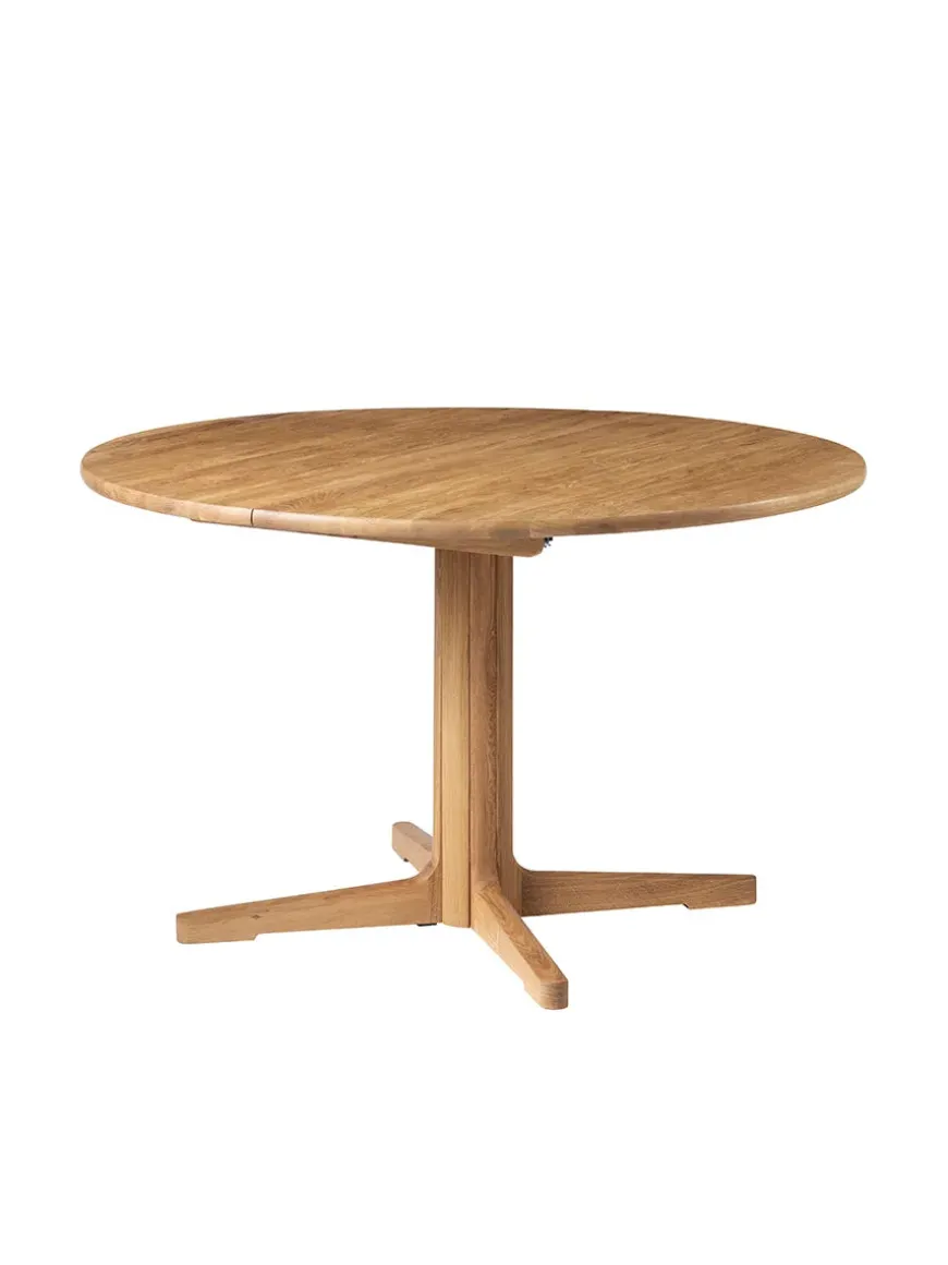 C69E Spisebord inkl. 2 tillægsplader fra FDB Møbler