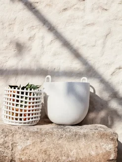 Ceramic Basket, oval fra Ferm Living