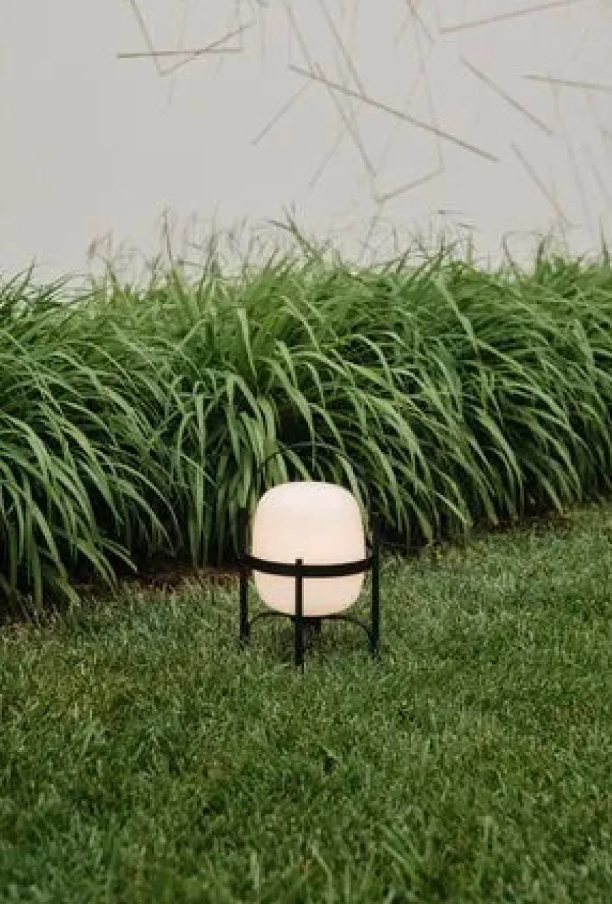 Cestita Alubat Bordlampe fra Santa and Cole