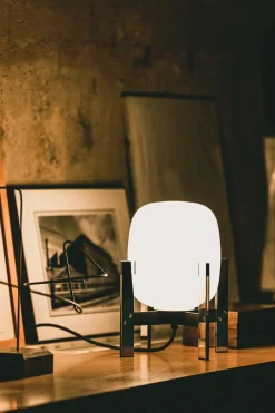 Cestita Metal Lampe fra Santa and Cole