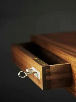 CH110 Skrivebord af Hans J. Wegner