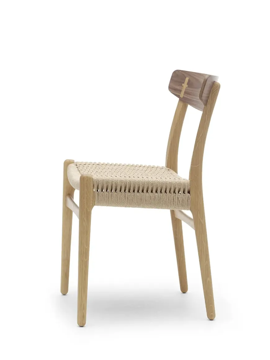 CH23 Spisestol, eg/valnød olie af Hans J. Wegner