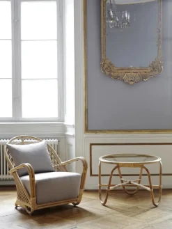 Charlottenborg Lænestol af Arne Jacobsen