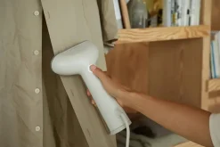 Cirrus No.3 Iron Steamer, Charcoal fra Steamery Stockholm