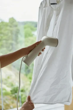 Cirrus No.3 Iron Steamer, Sand fra Steamery Stockholm