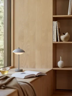 Clam Portable Lamp fra Fritz Hansen