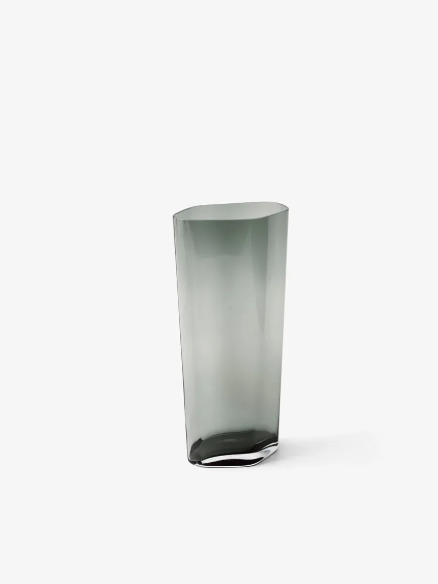 Collect Glass Vases, Smoked fra &Tradition