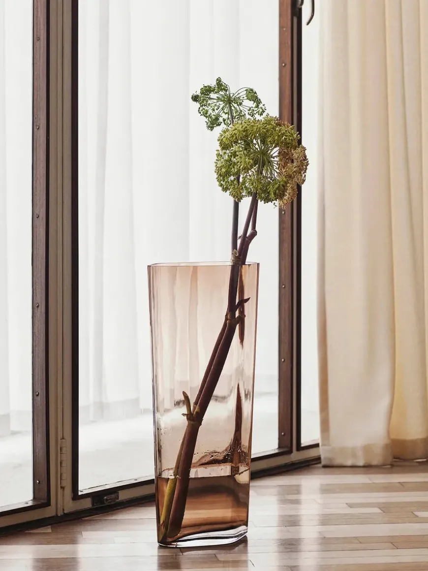 Collect Glass Vases, Smoked fra &Tradition