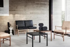 Colonial Sofa, OW149-2 af Ole Wanscher