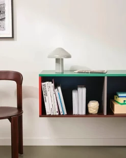 Colour Cabinet, large med glasdøre fra Hay