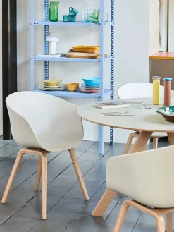 Copenhague CPH20 Bord, Ø70 cm fra Hay