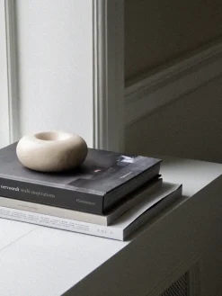 Cosmos Object Ø 12 cm, travertin fra Wabi Sabi Nordic