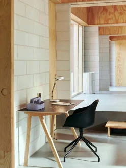 Cupola Desk Lamp fra Hay