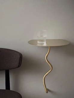 Curvature Wall Table fra Ferm Living