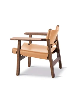 Den Spanske Stol i naturfarvet læder, valnød olie af Børge Mogensen