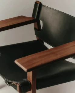 Den Spanske Stol i naturfarvet læder, eg olie af Børge Mogensen