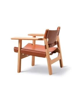 Den Spanske Stol i naturfarvet læder, eg sæbe af Børge Mogensen