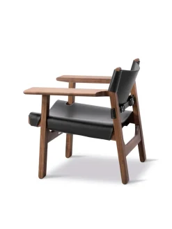 Den Spanske Stol i sort læder, eg sæbe af Børge Mogensen