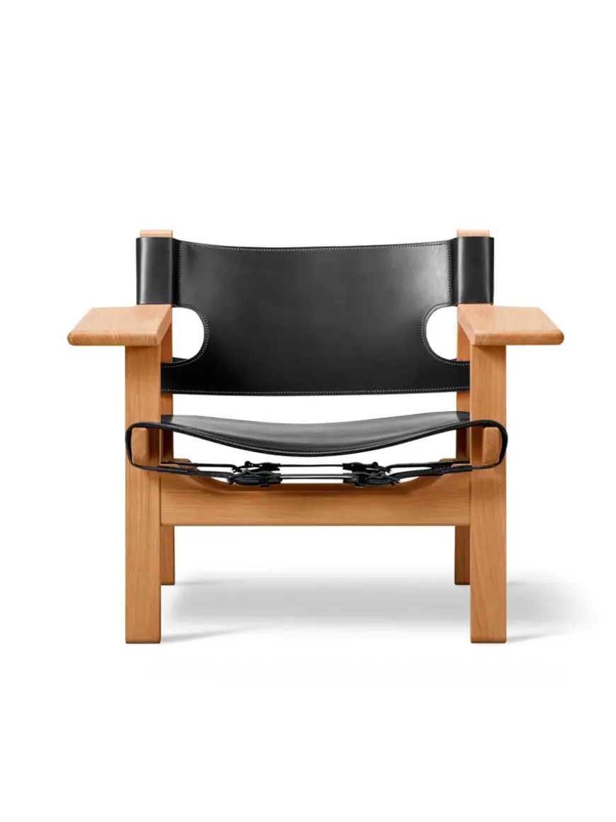 Den Spanske Stol i sort læder, eg olie af Børge Mogensen
