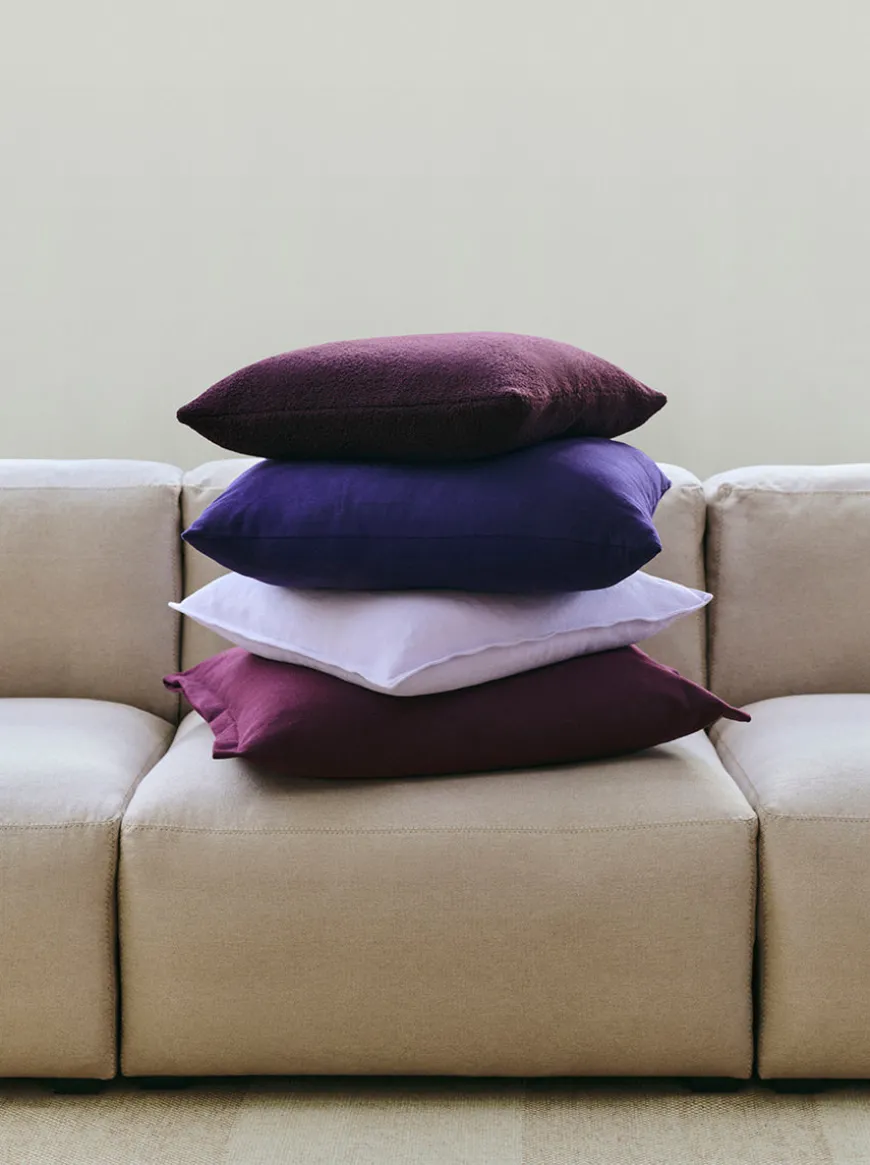 Dot Cushion Linen fra Hay