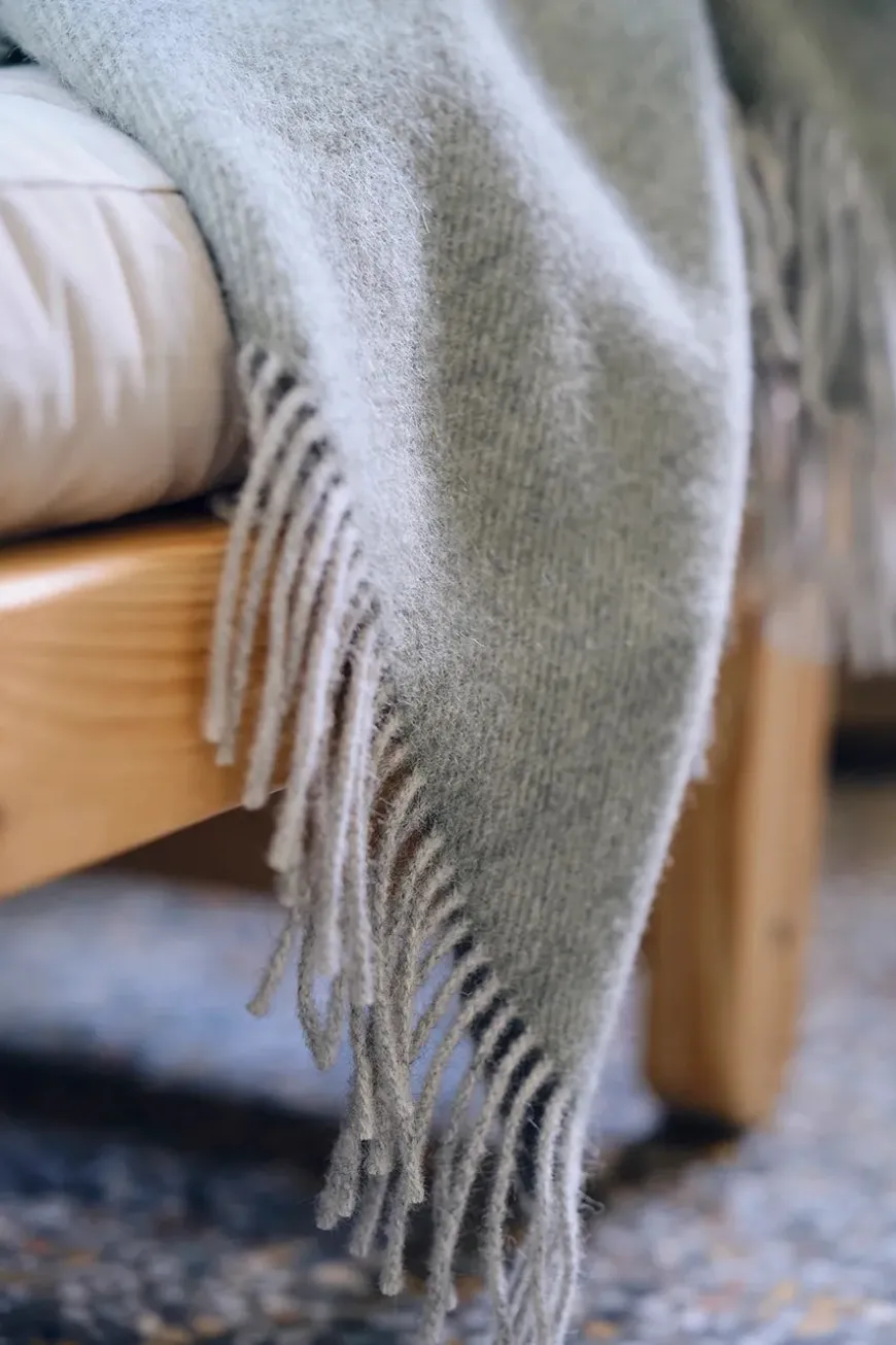 Drejø Plaid, aqua fra Silkeborg Uldspinderi