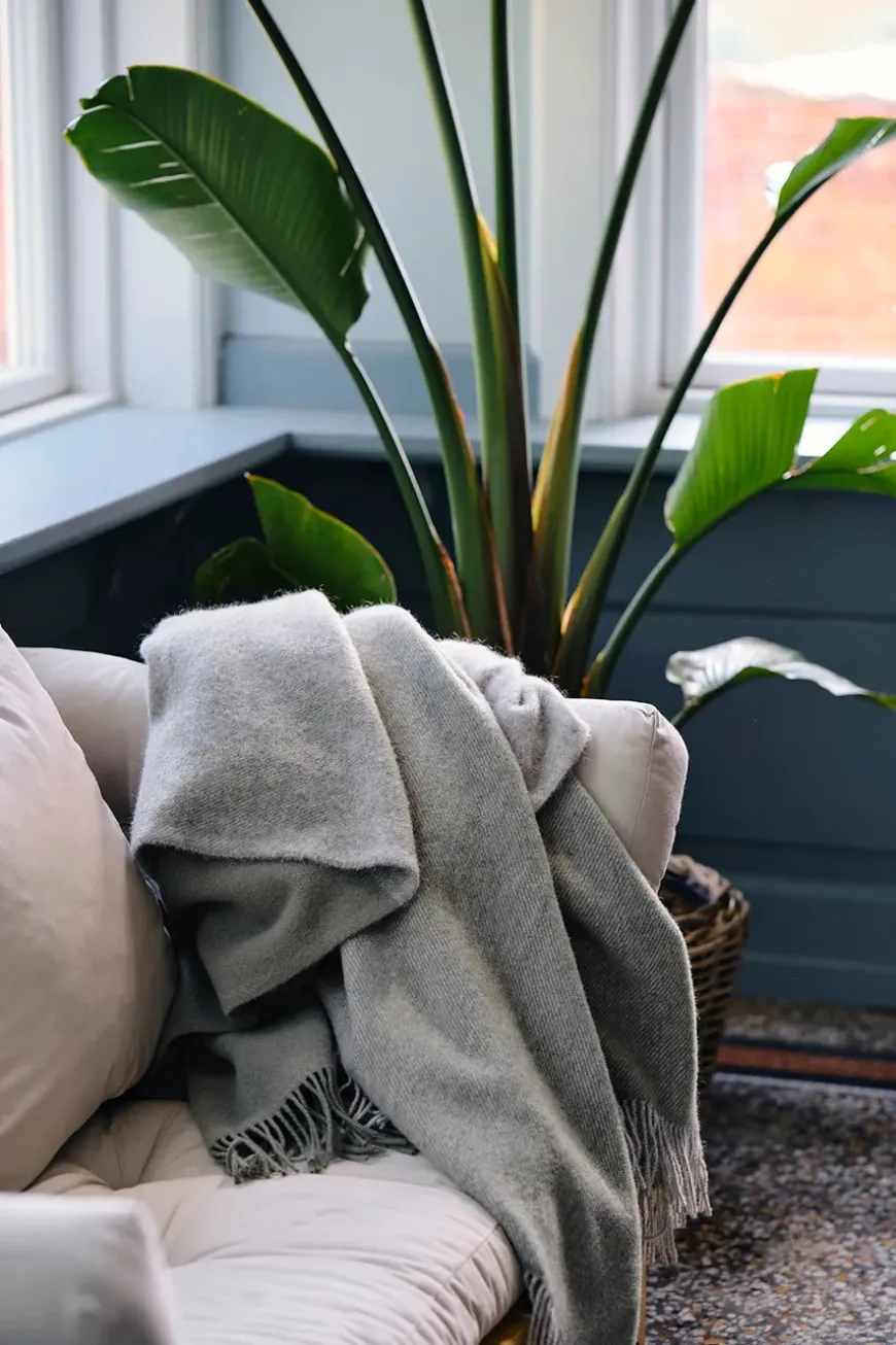 Drejø Plaid, aqua fra Silkeborg Uldspinderi