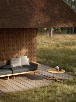 E023 Embrace Loungebord fra Carl Hansen & Søn