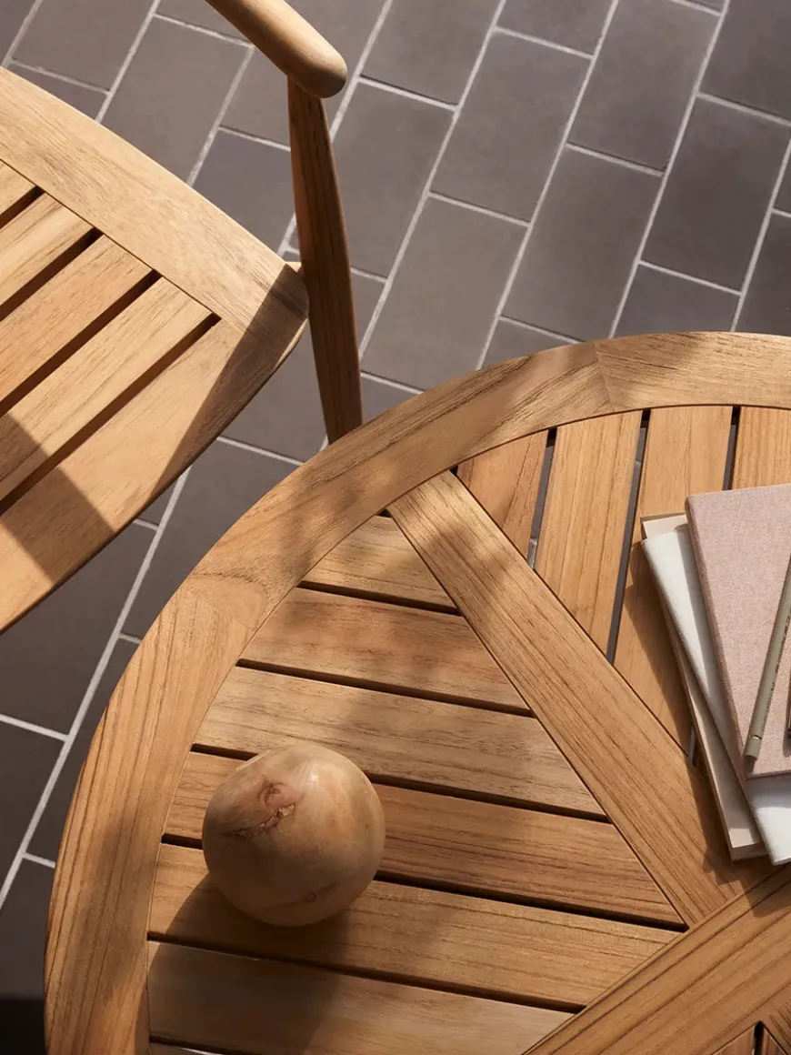 E022 Havebord, Ø140 fra Carl Hansen & Søn