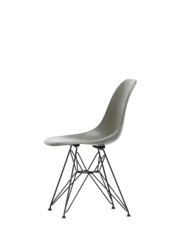 Eames Fiberglass Chair DSR, sortlakeret fra Vitra