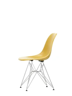 Eames Fiberglass Chair DSR, krom fra Vitra