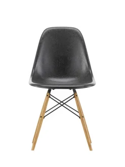 Eames Fiberglass Chair DSW, lys ahorn fra Vitra