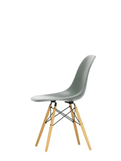 Eames Fiberglass Chair DSW, lys ahorn fra Vitra