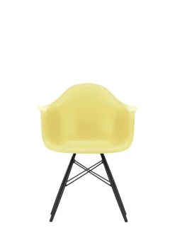 Eames Plastic Armchair DAW, sortlakeret ahorntræ fra Vitra