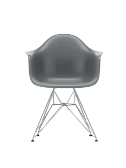 Eames Plastic Armchair DAR, forkromet fra Vitra