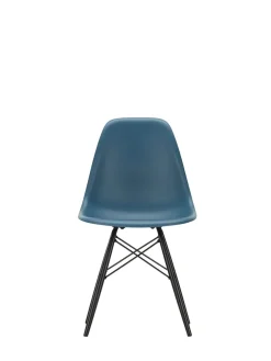 Eames Plastic Side Chair DSW, sortlakeret ahorntræ fra Vitra