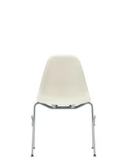 Eames Plastic Side Chair DSS-N, stabelbar fra Vitra